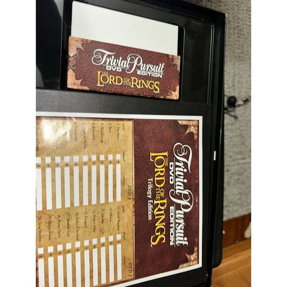 Lord of the Rings Trivial Pursuit 2004 2 DVD Edition Pre-Owned- Fast Shipping - Picture 5 of 9